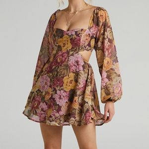 NWT Showpo Ebonee Floral Mini Dress size 8